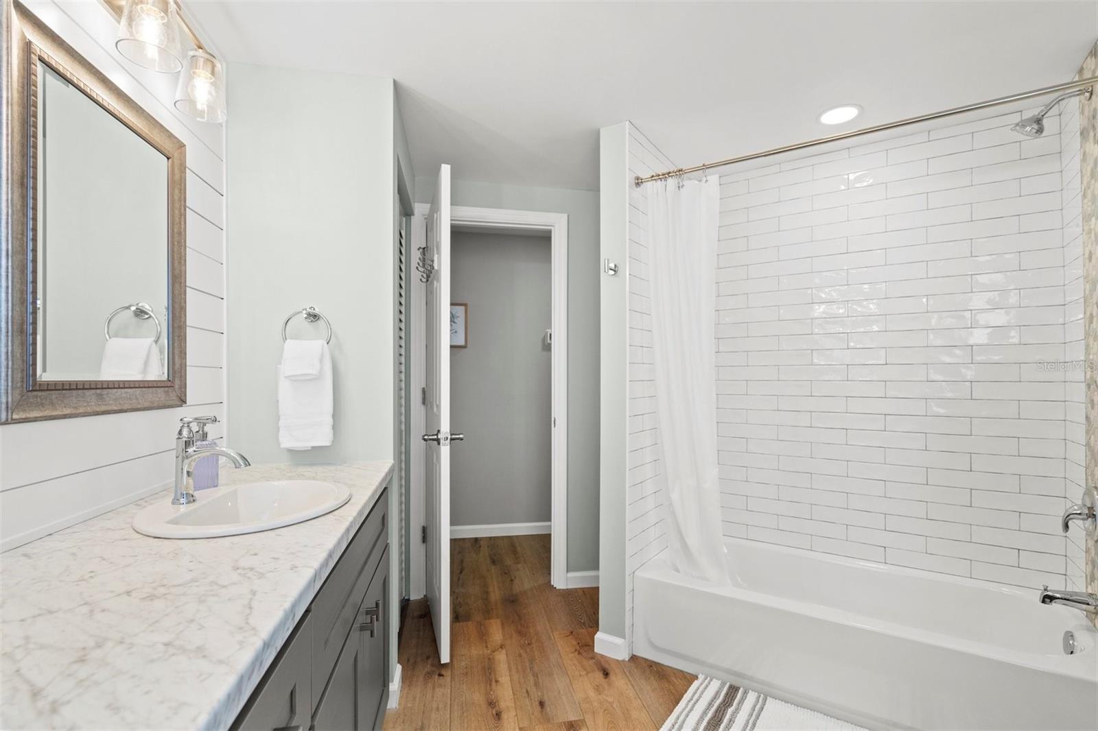 Image 21 of 53 For 3165 Regatta Circle