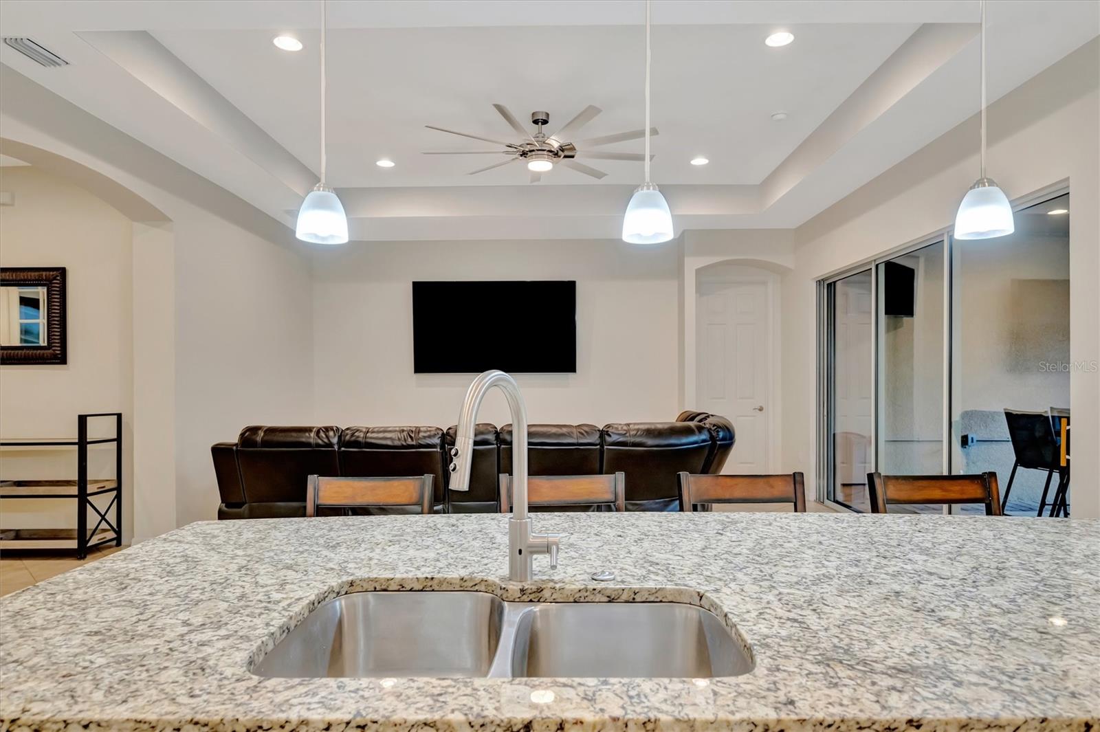 Image 26 of 58 For 24040 Riverfront Drive