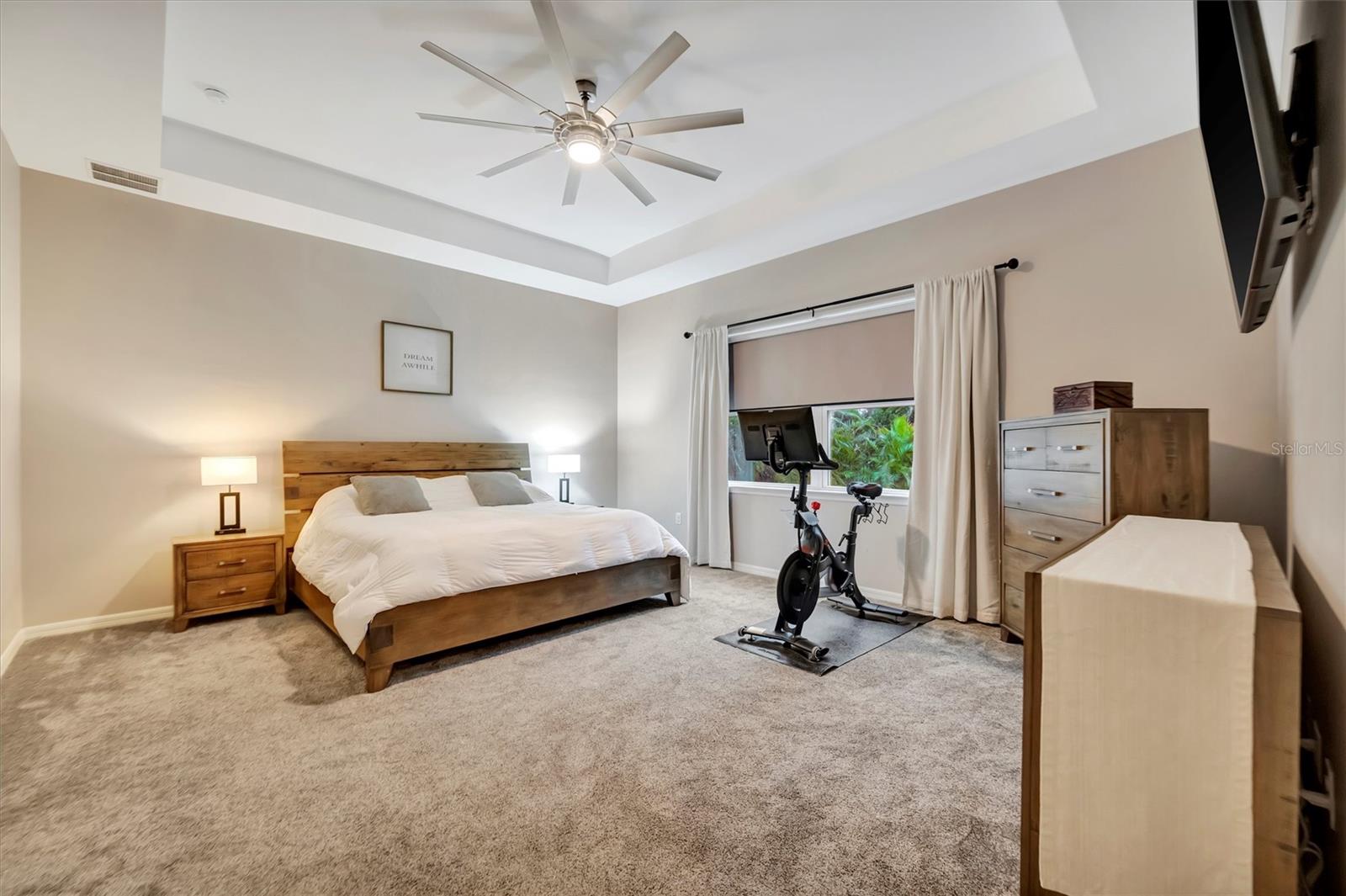 Image 32 of 58 For 24040 Riverfront Drive