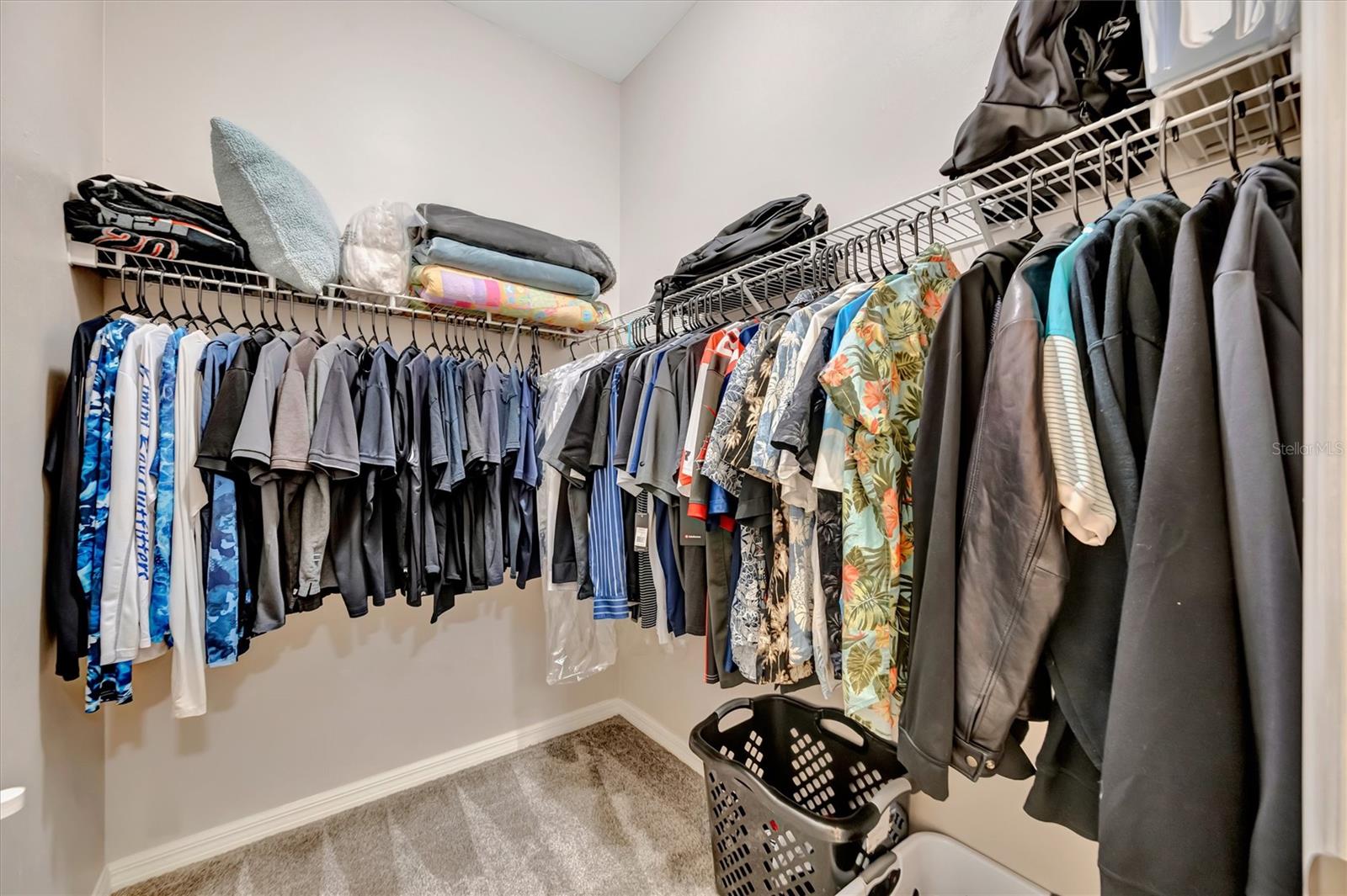 Image 40 of 58 For 24040 Riverfront Drive