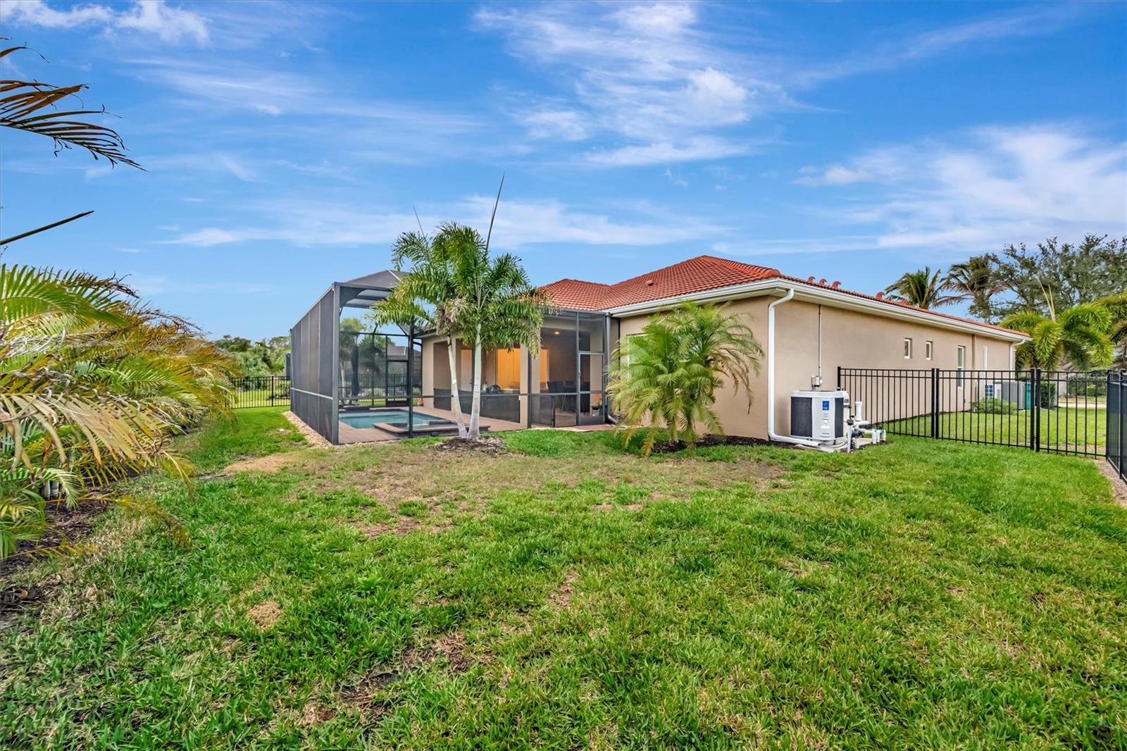 Image 51 of 58 For 24040 Riverfront Drive