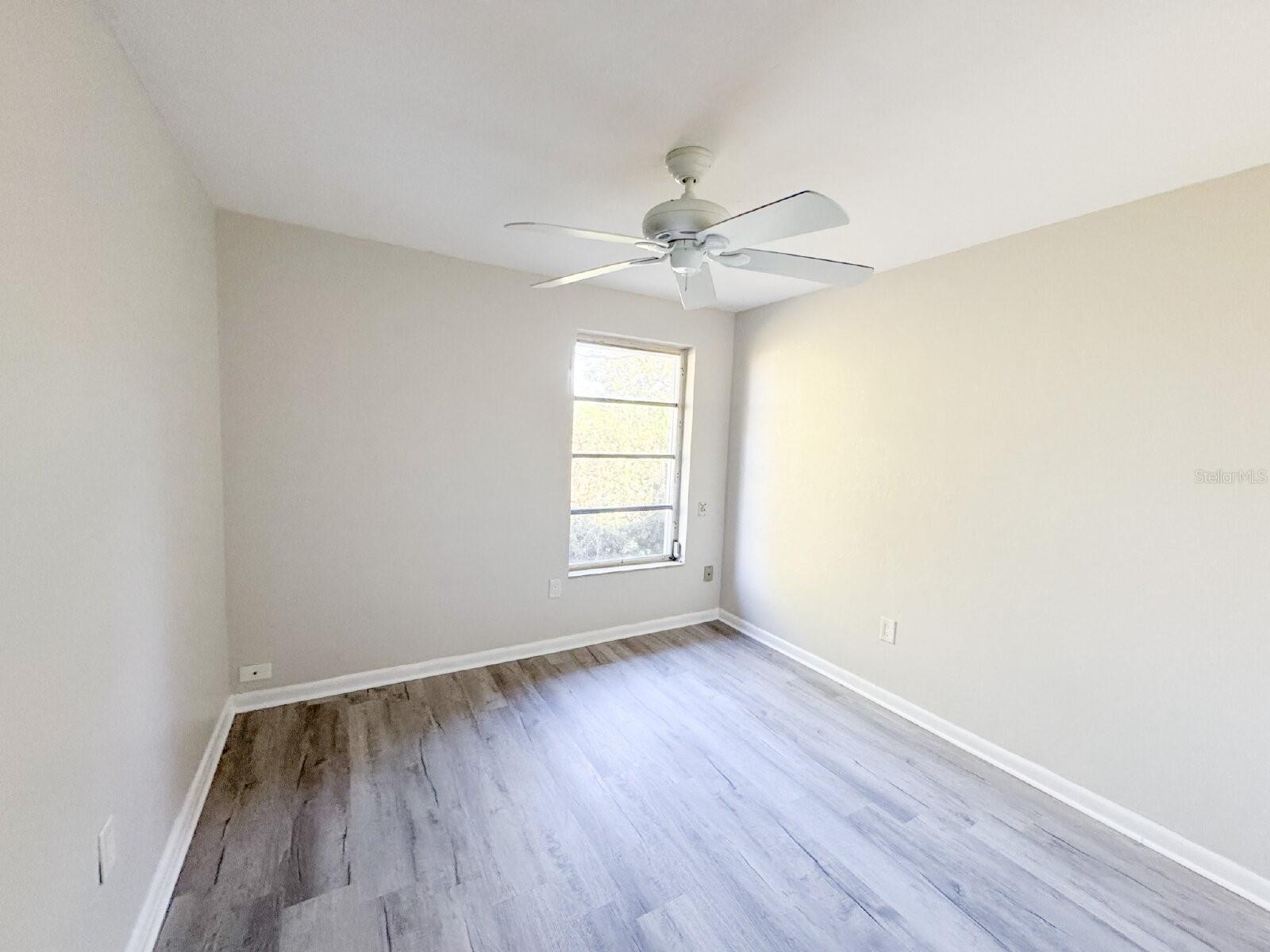 Image 4 of 14 For 2417 Magdalina Drive