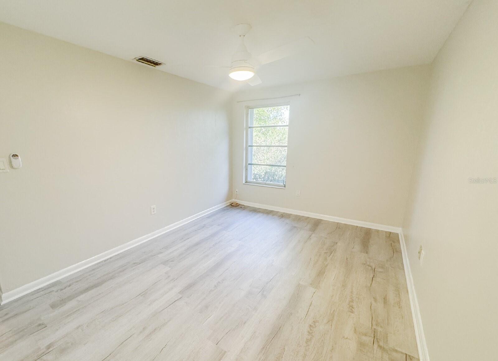 Image 7 of 14 For 2417 Magdalina Drive