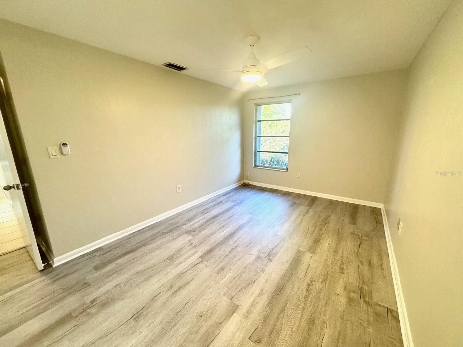 Image 8 of 14 For 2417 Magdalina Drive