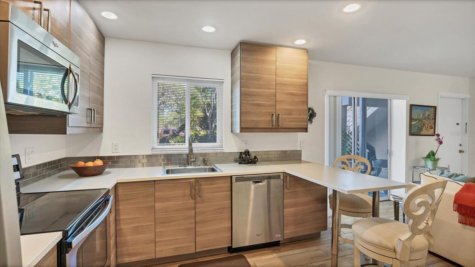 Image 12 of 26 For 2304 Ringling Boulevard 113