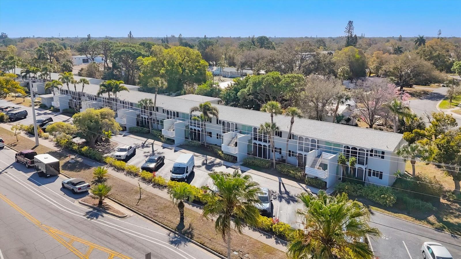 Image 25 of 26 For 2304 Ringling Boulevard 113