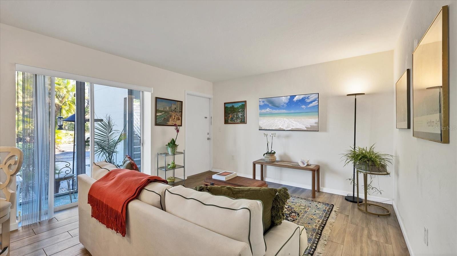 Image 4 of 26 For 2304 Ringling Boulevard 113