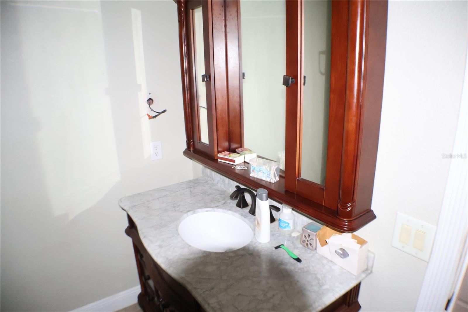 Image 22 of 40 For 3003 Finsterwald Drive 3