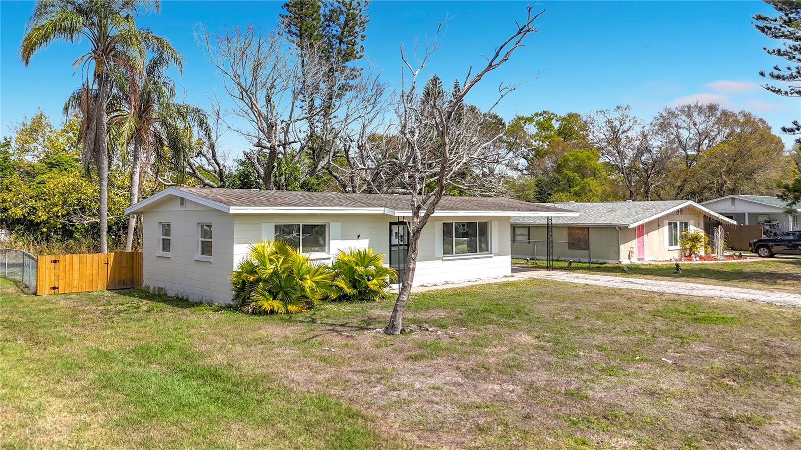 Image 3 of 18 For 1803 46th Ave Drive W