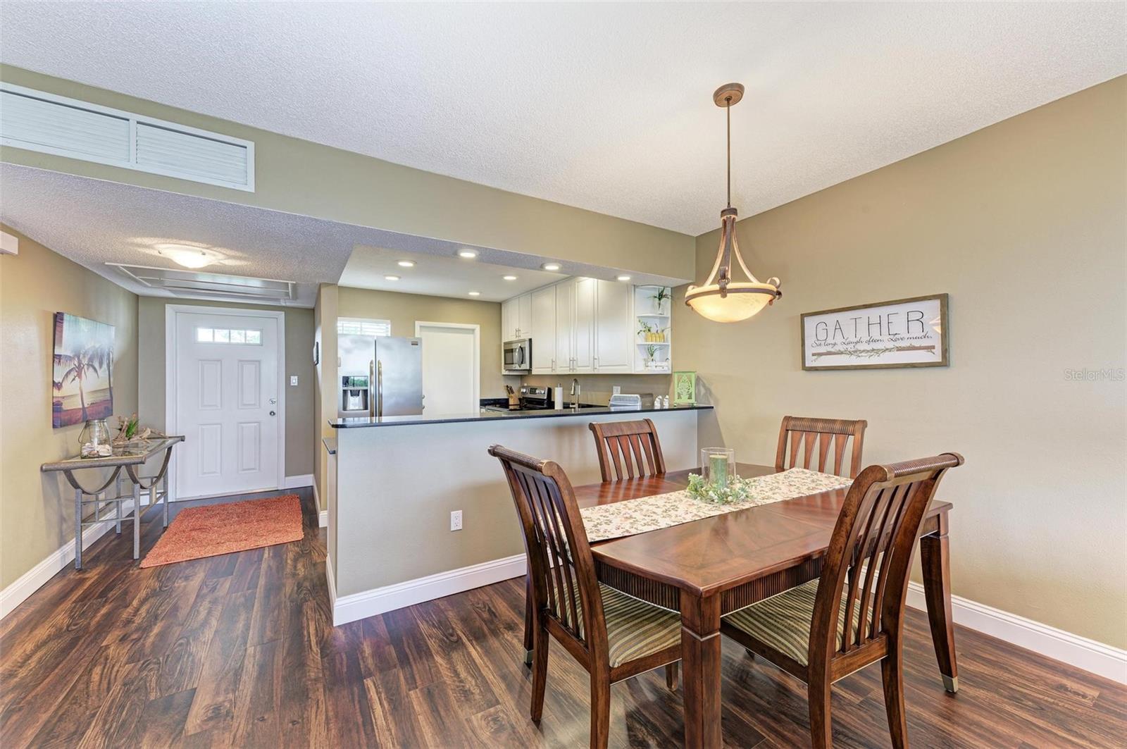 Image 16 of 48 For 7461 Country Club Drive N 409