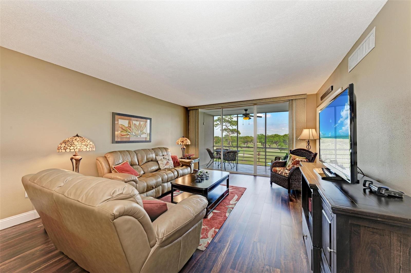 Image 19 of 48 For 7461 Country Club Drive N 409