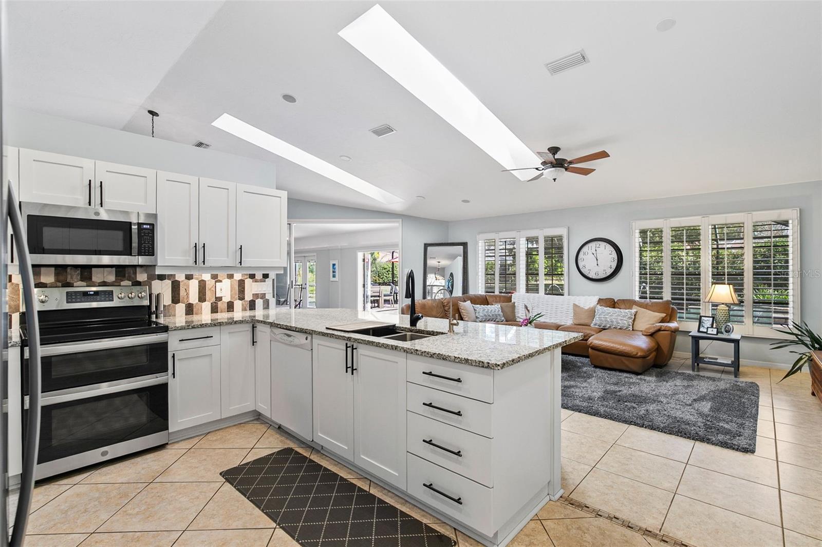 Image 10 of 46 For 2262 Lakewood Lane