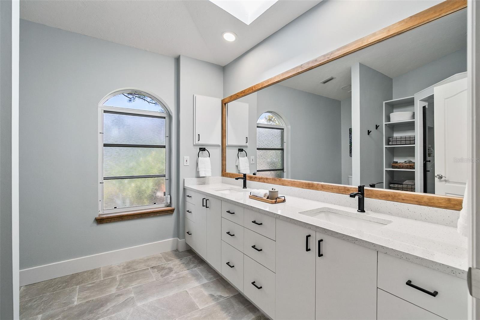 Image 25 of 46 For 2262 Lakewood Lane