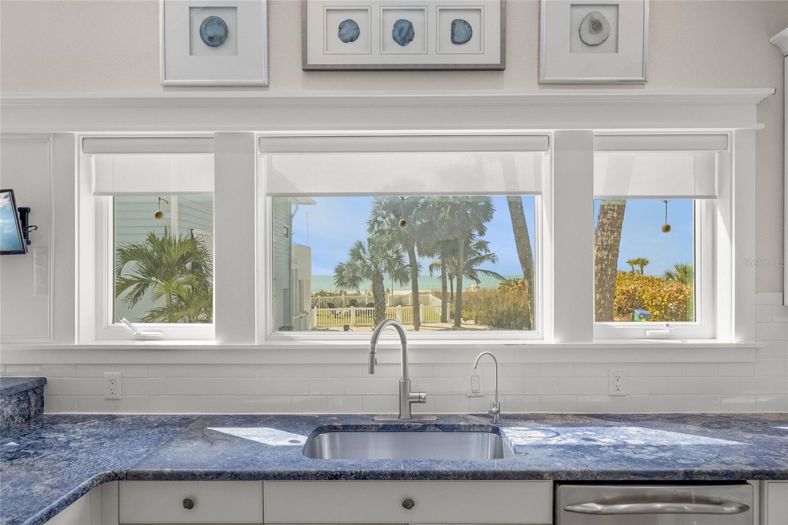 Image 23 of 65 For 105 49th Street