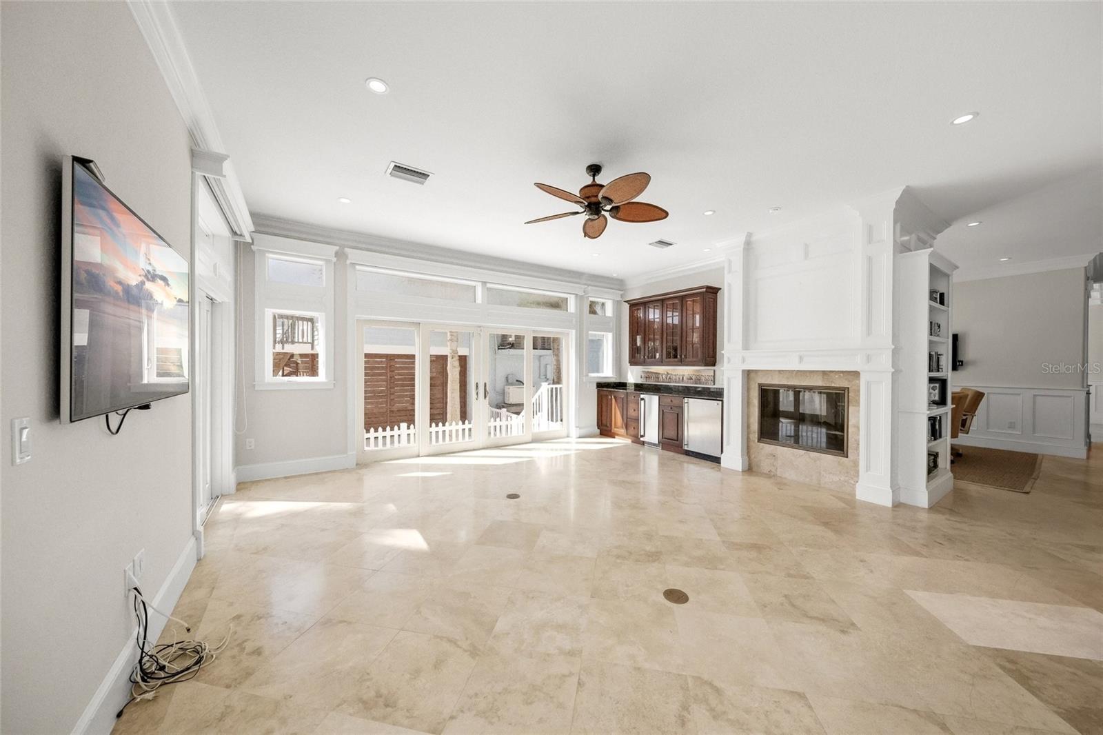 Image 24 of 65 For 105 49th Street