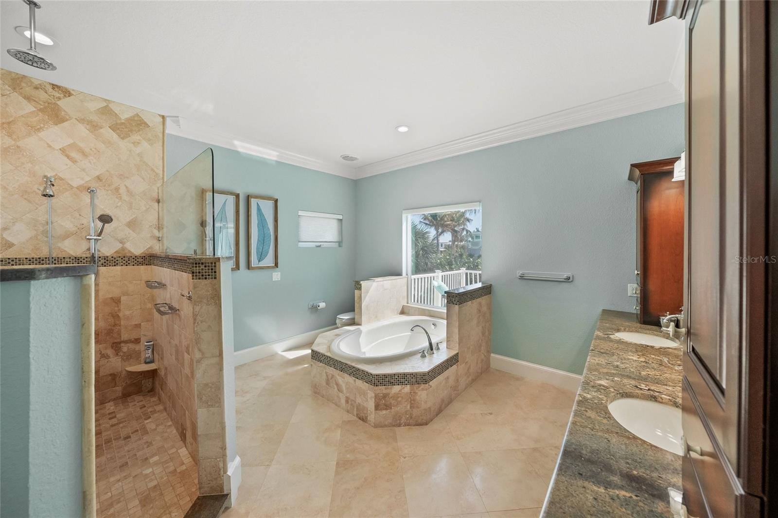 Image 30 of 65 For 105 49th Street