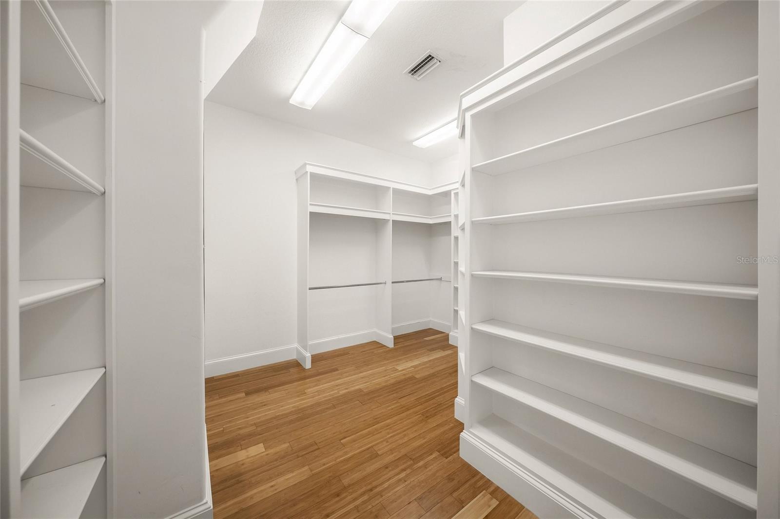 Image 33 of 65 For 105 49th Street