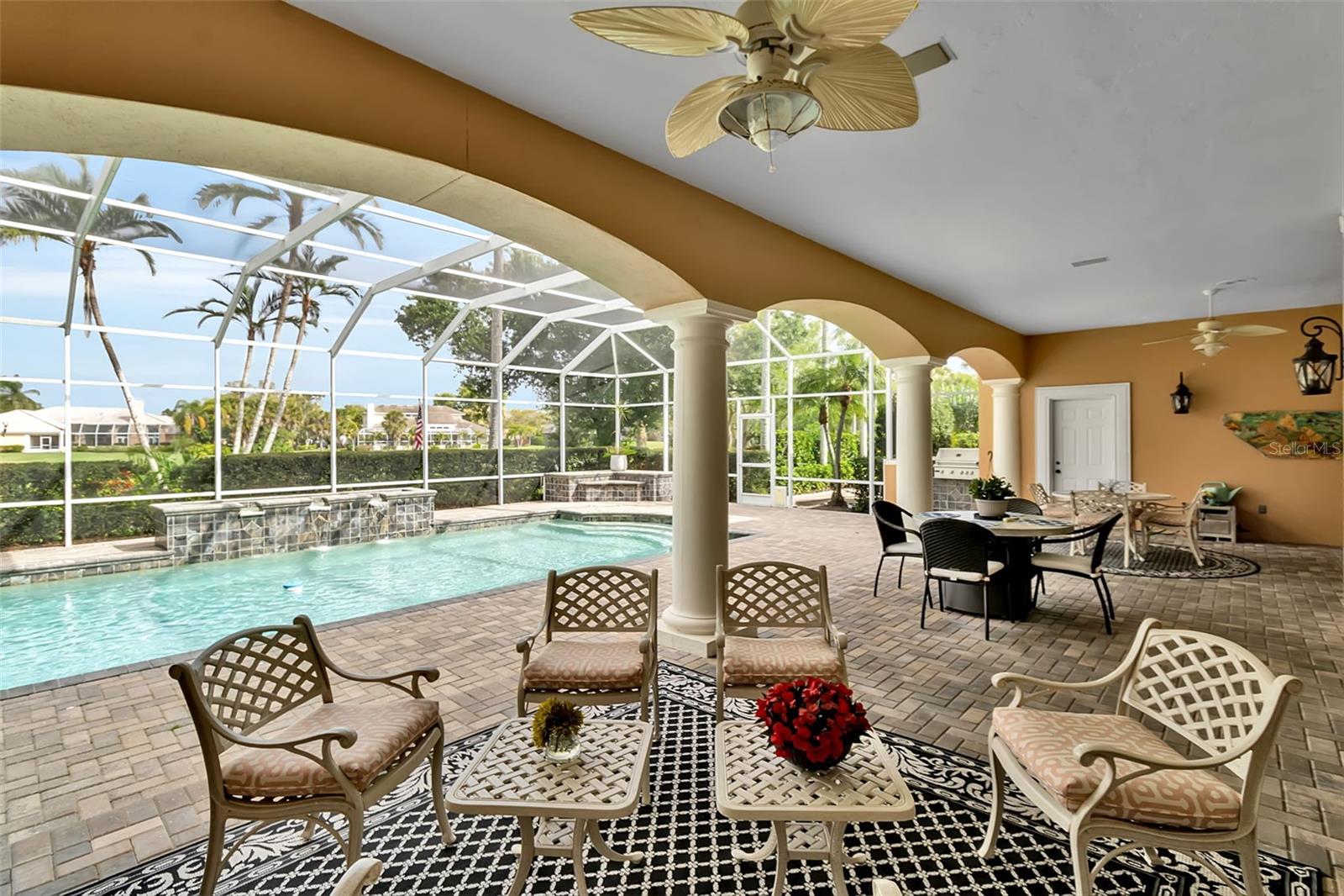 Image 14 of 63 For 4079 Las Palmas Way