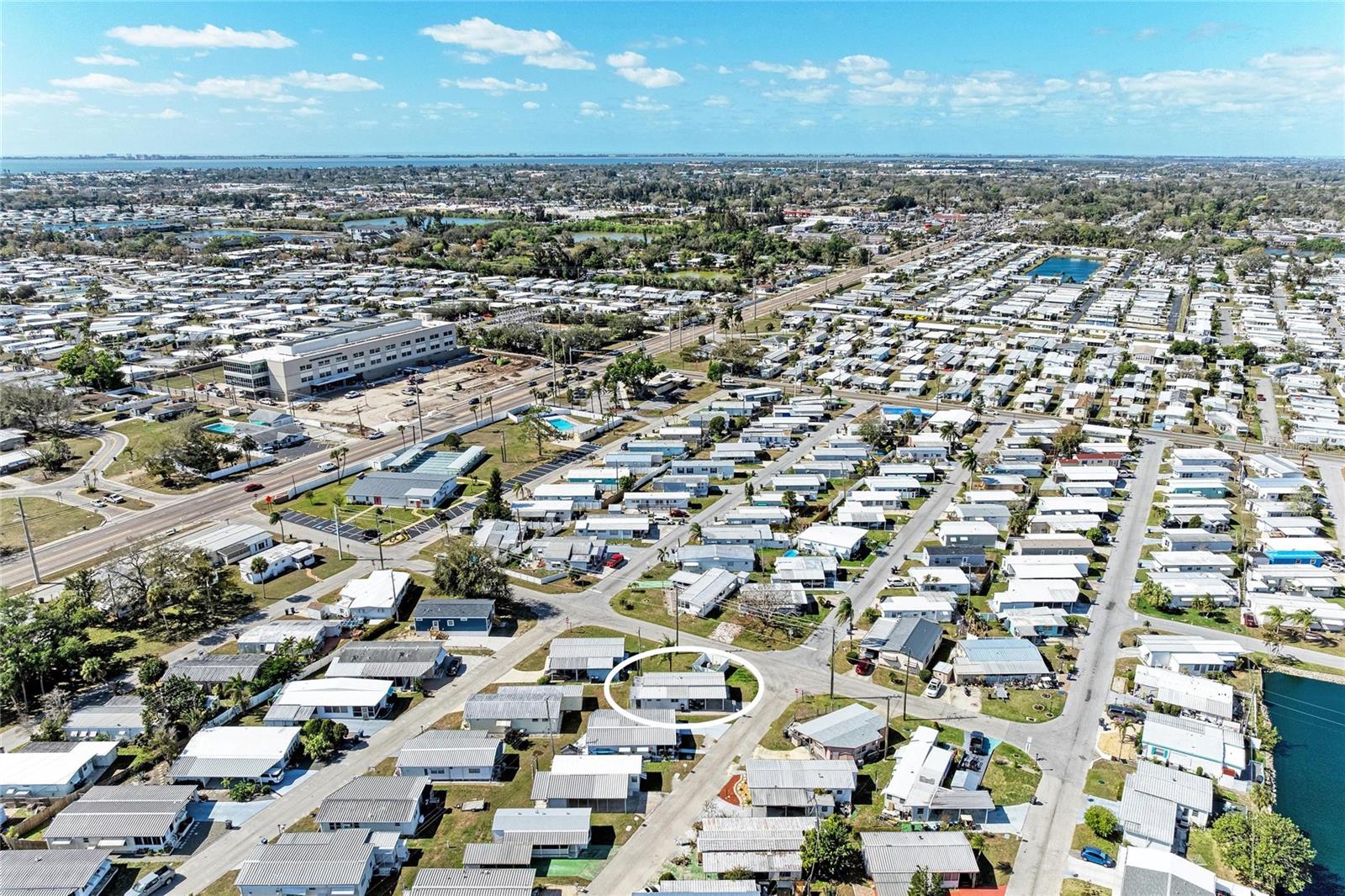 Image 30 of 35 For 214 52nd Avenue Drive W