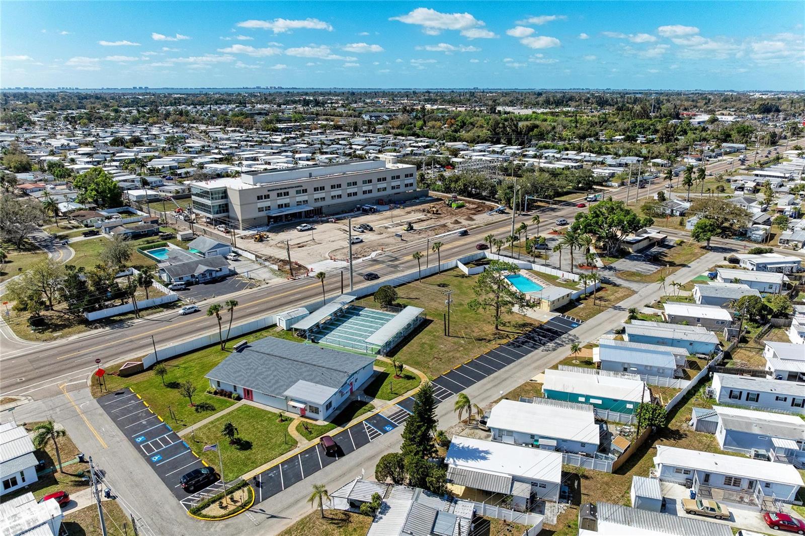 Image 32 of 35 For 214 52nd Avenue Drive W