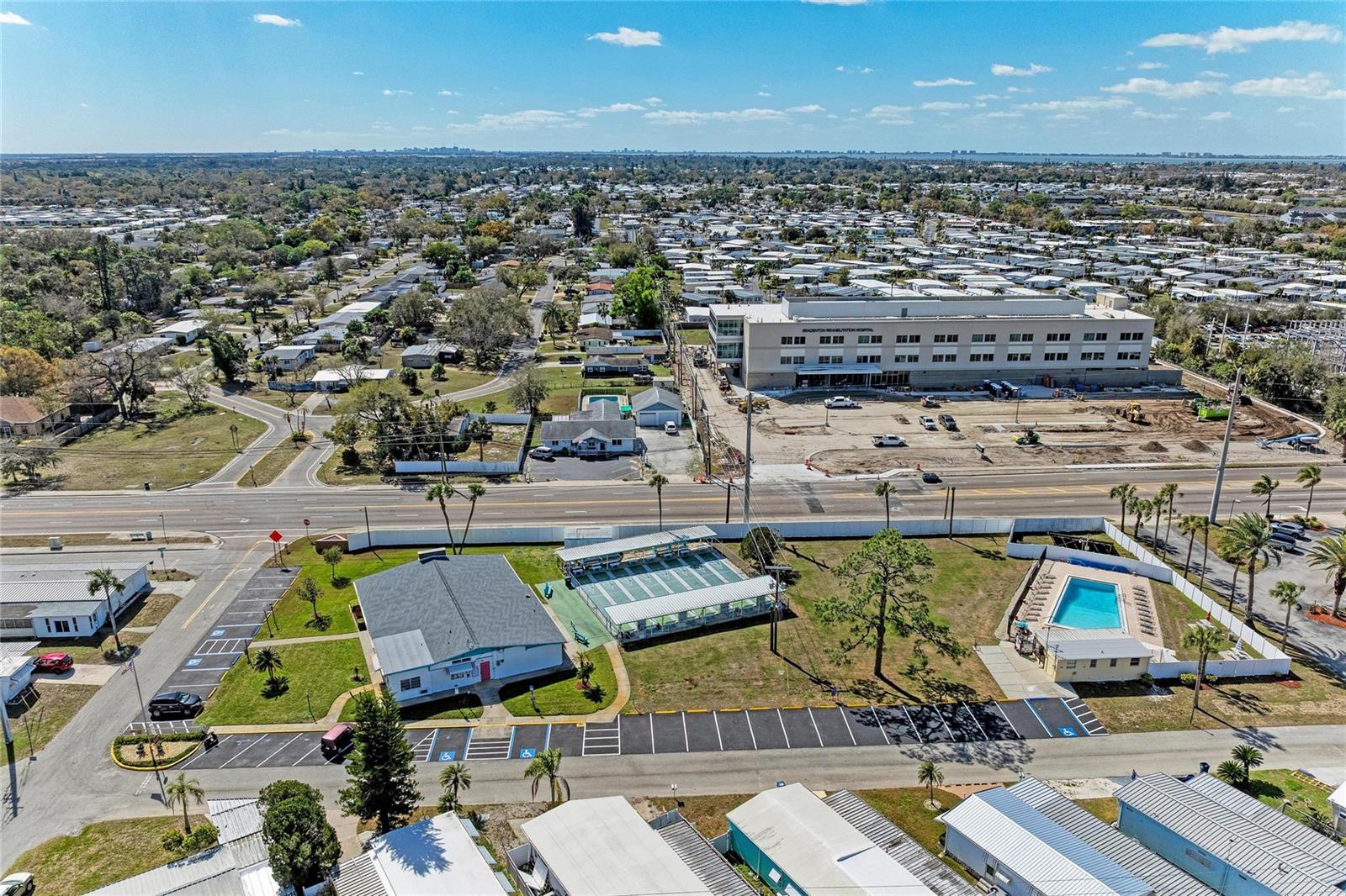 Image 33 of 35 For 214 52nd Avenue Drive W