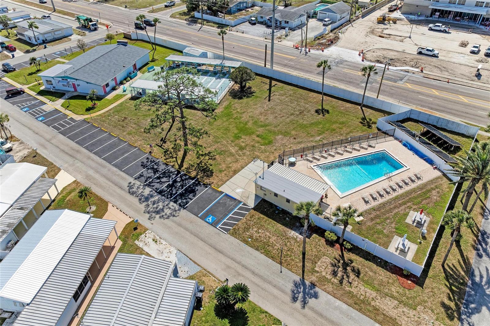 Image 35 of 35 For 214 52nd Avenue Drive W