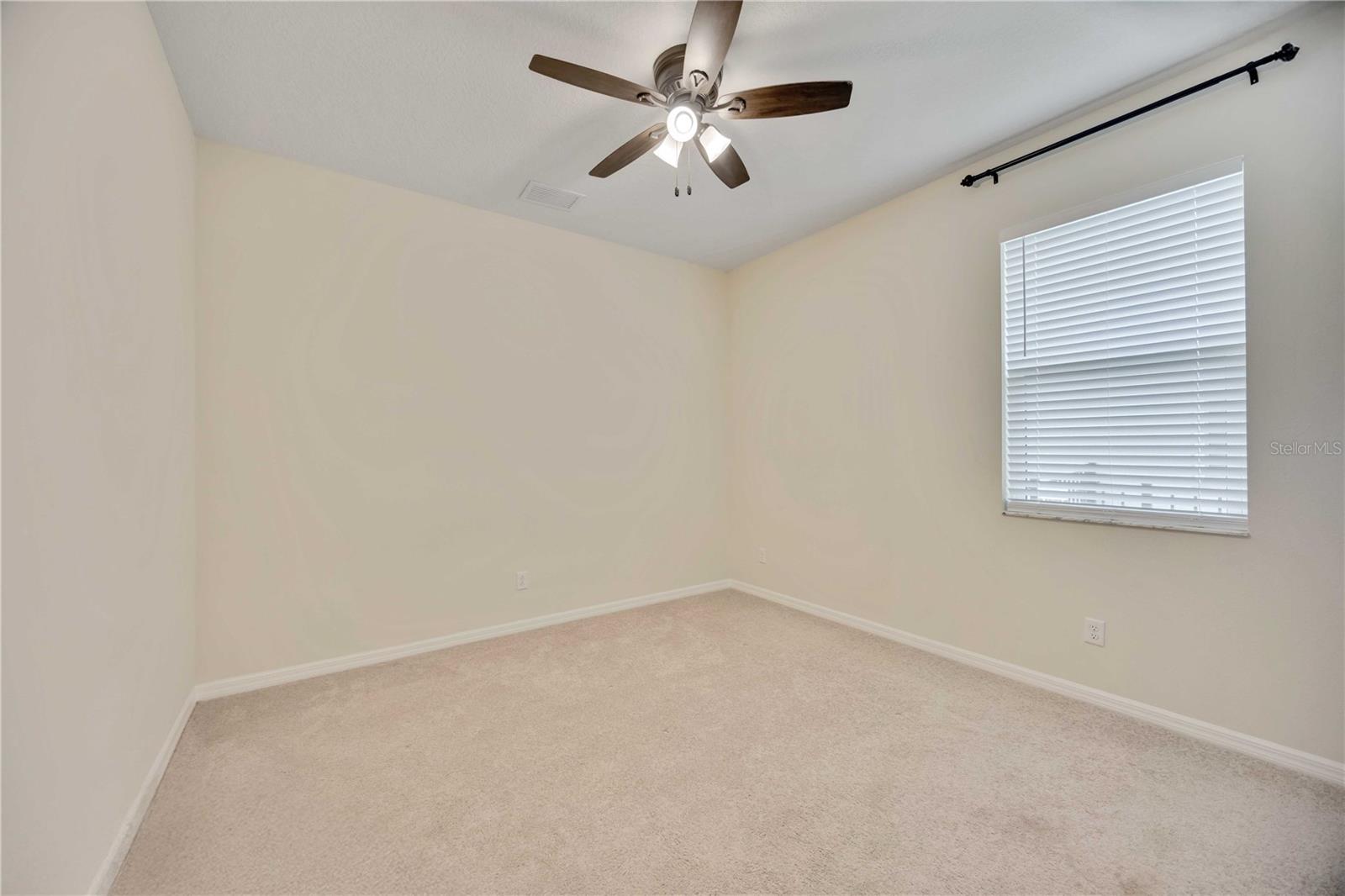 Image 24 of 62 For 918 Fernleaf Run