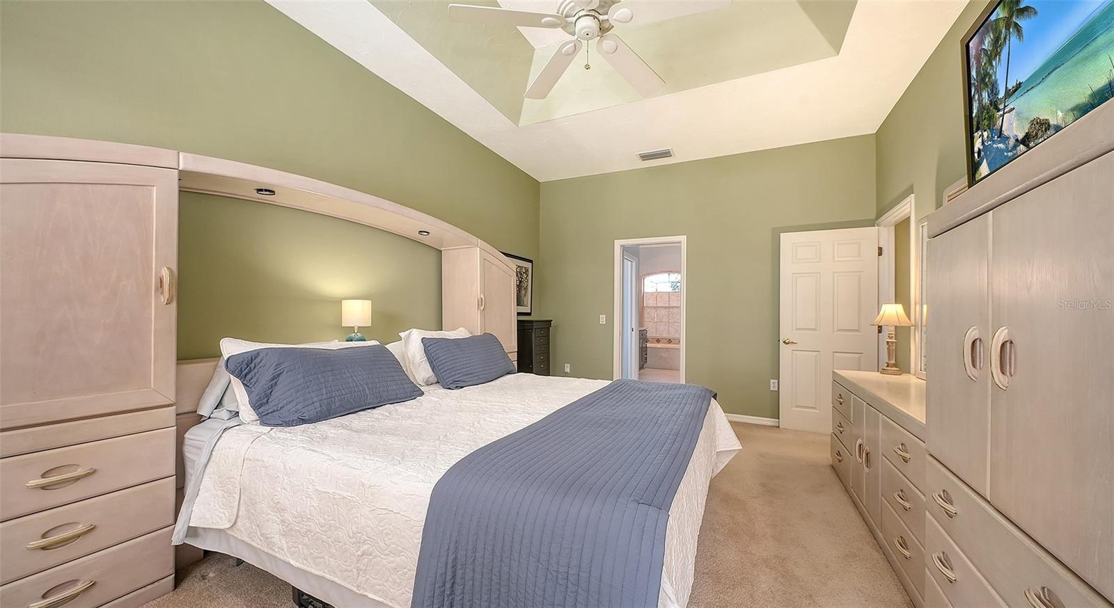 Image 27 of 53 For 5566 Magnolia Tree Terrace