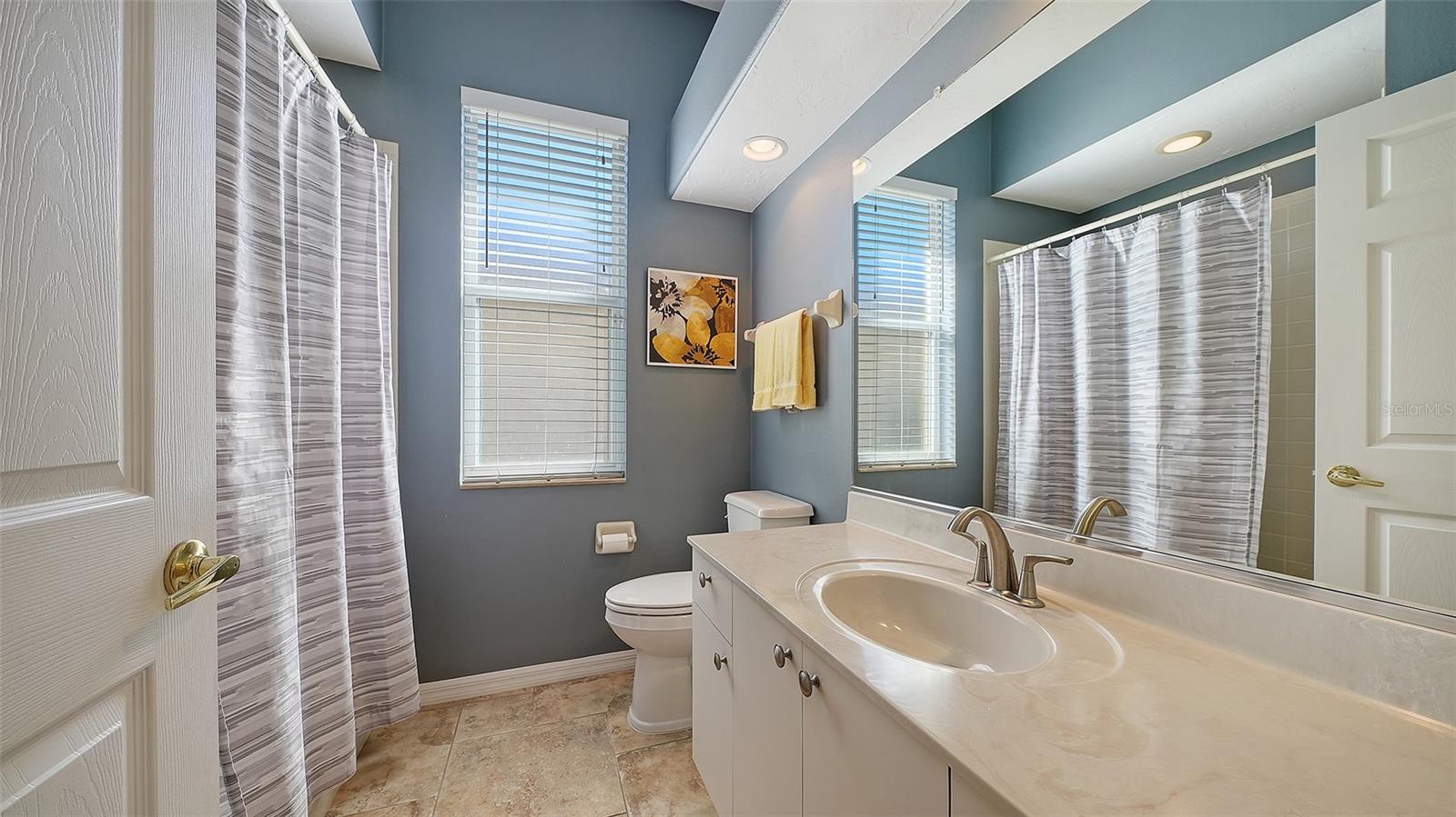 Image 36 of 53 For 5566 Magnolia Tree Terrace