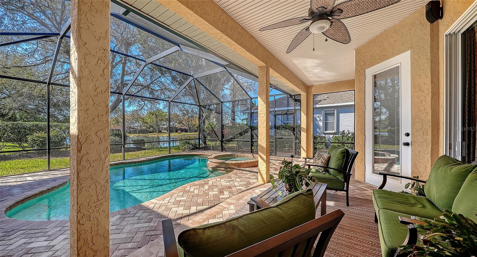 Image 40 of 53 For 5566 Magnolia Tree Terrace