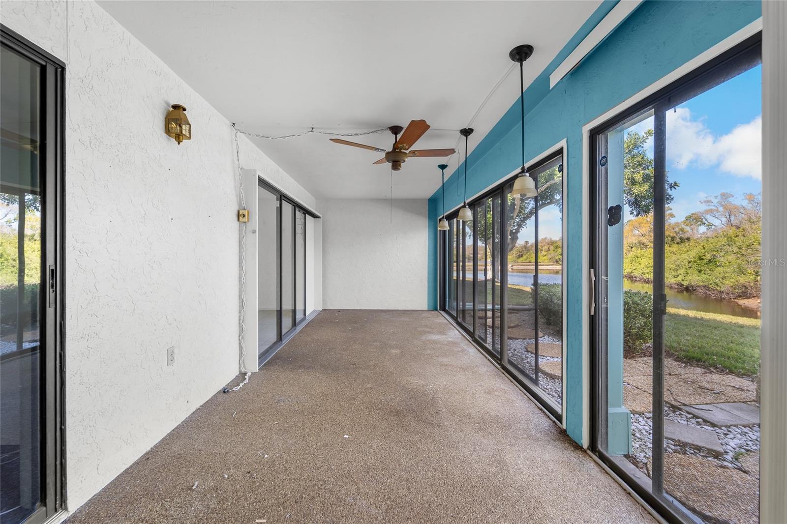 Image 16 of 30 For 614 Spring Lakes Boulevard 614