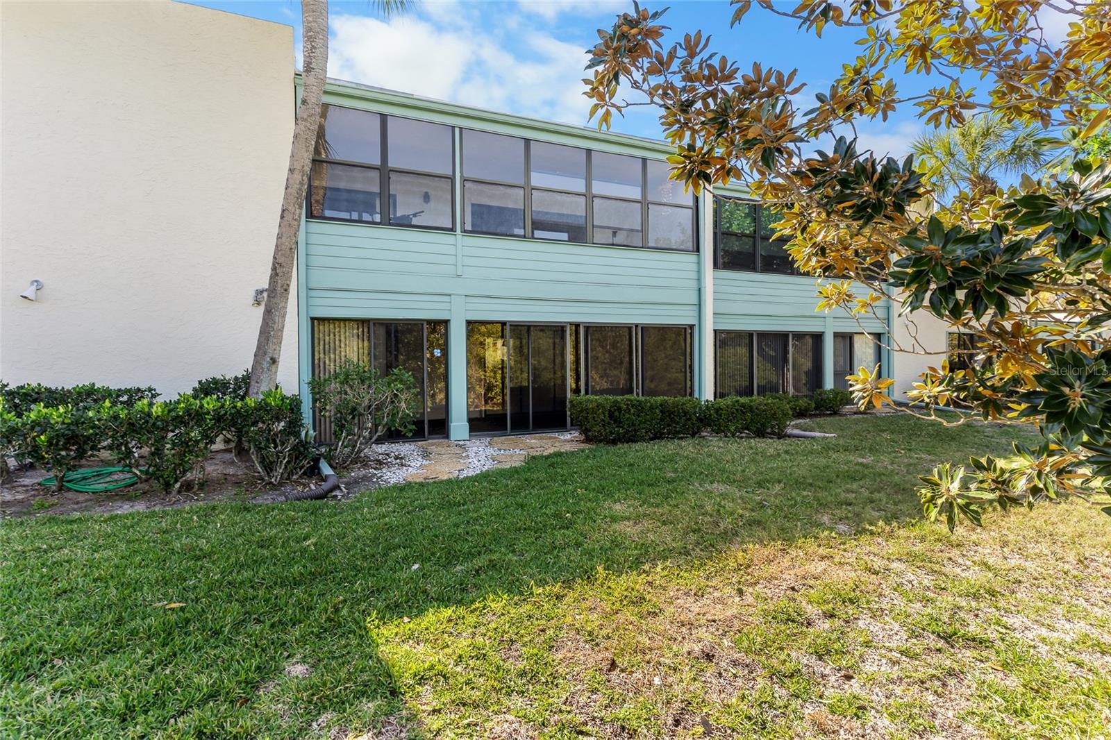 Image 18 of 30 For 614 Spring Lakes Boulevard 614