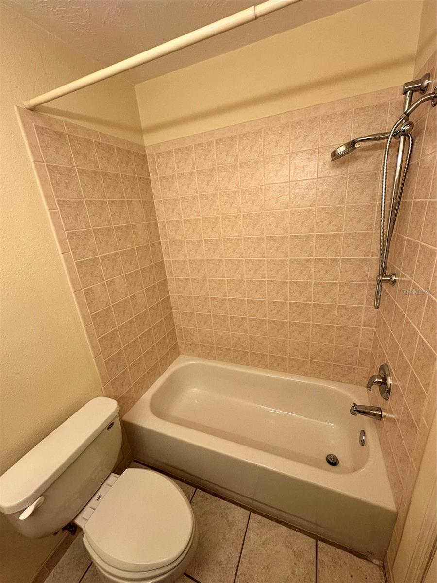 Image 17 of 27 For 204 59th Street Nw