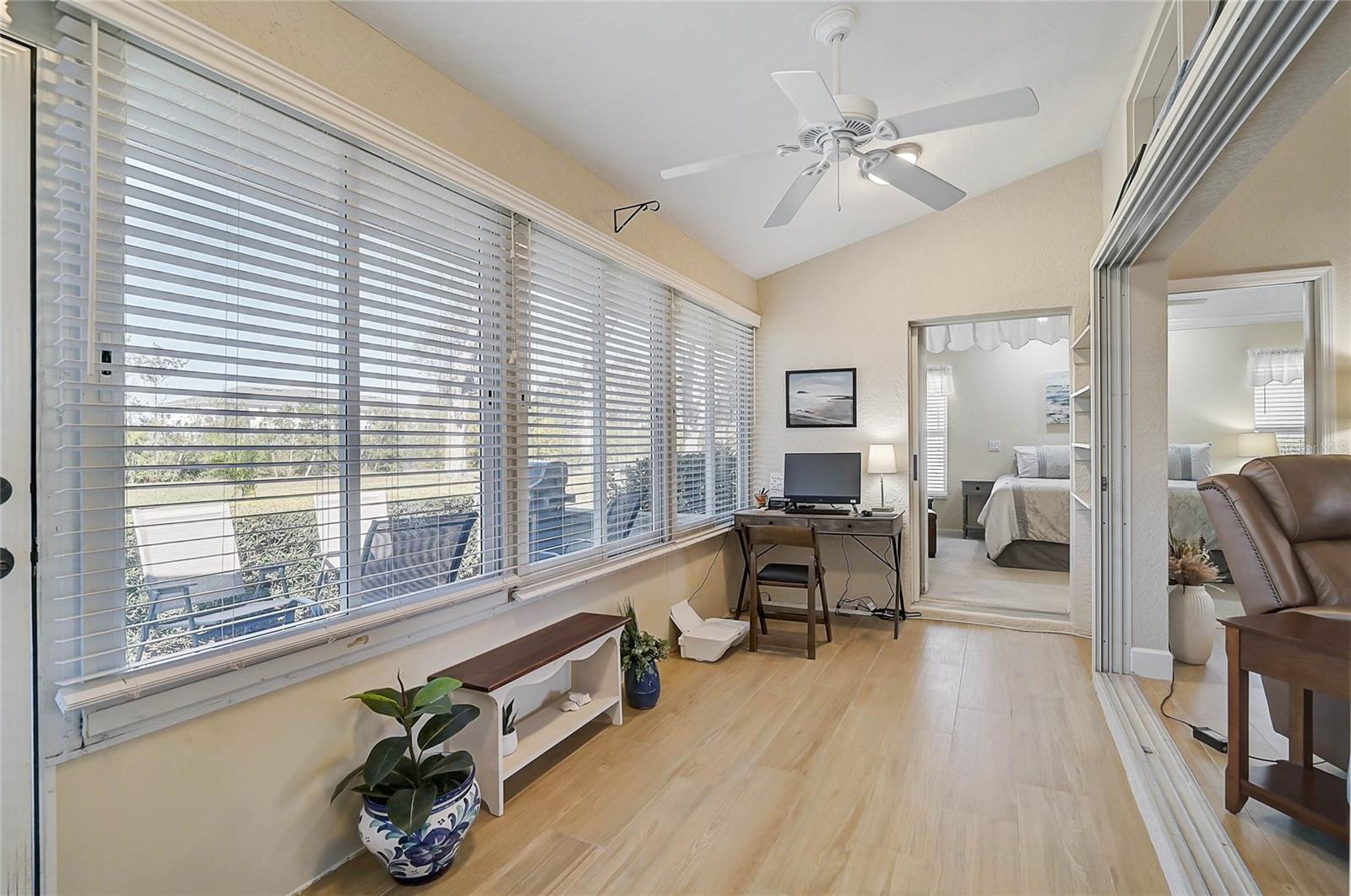 Image 29 of 49 For 426 Bermuda Isles Circle