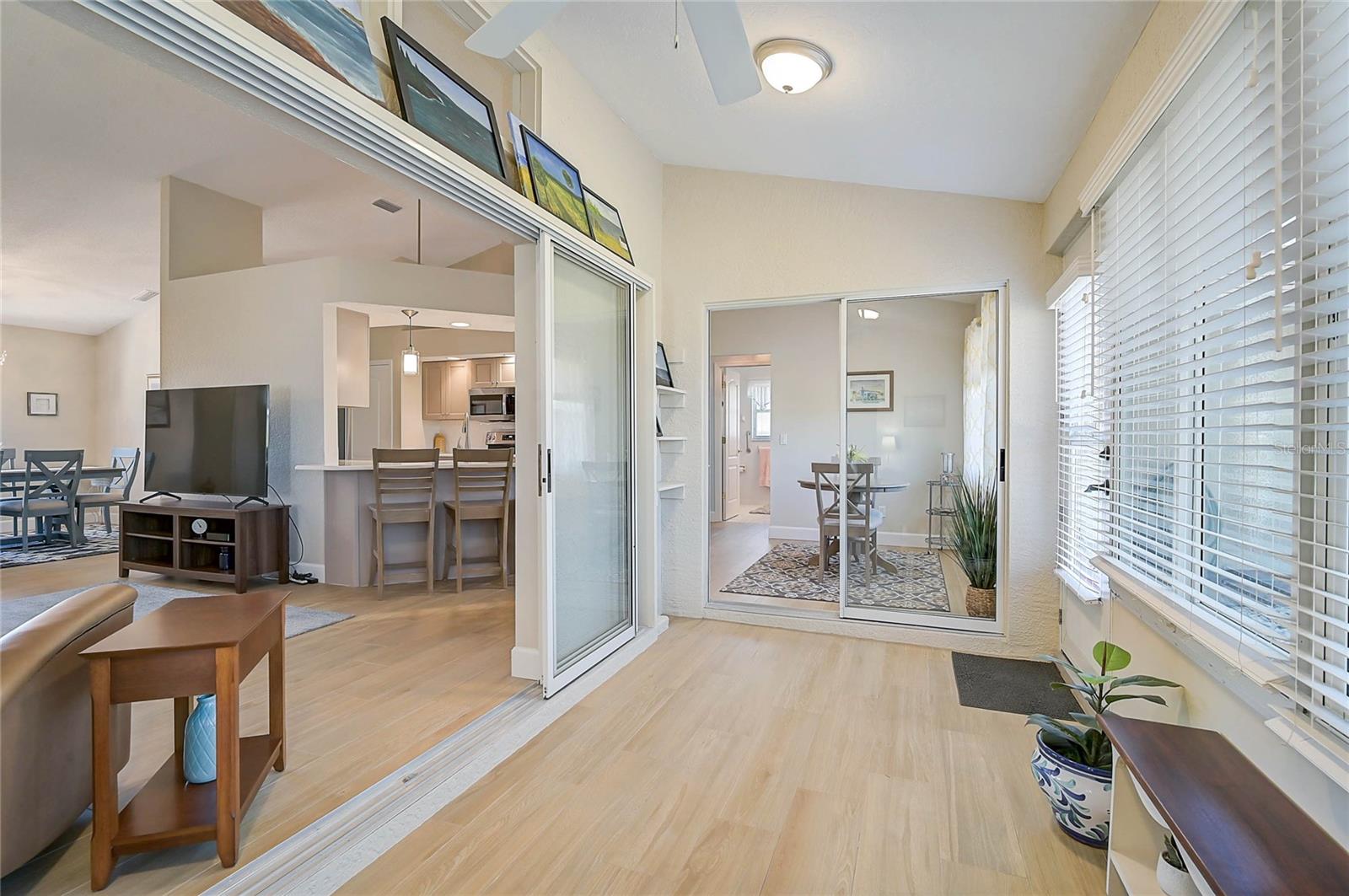 Image 31 of 49 For 426 Bermuda Isles Circle