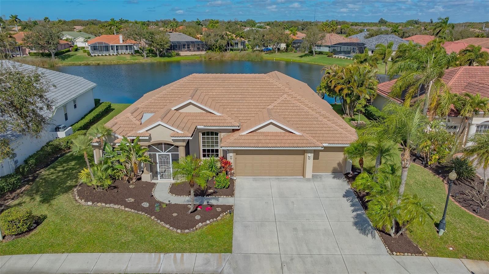 Details for 2928 Seasons Boulevard, SARASOTA, FL 34240