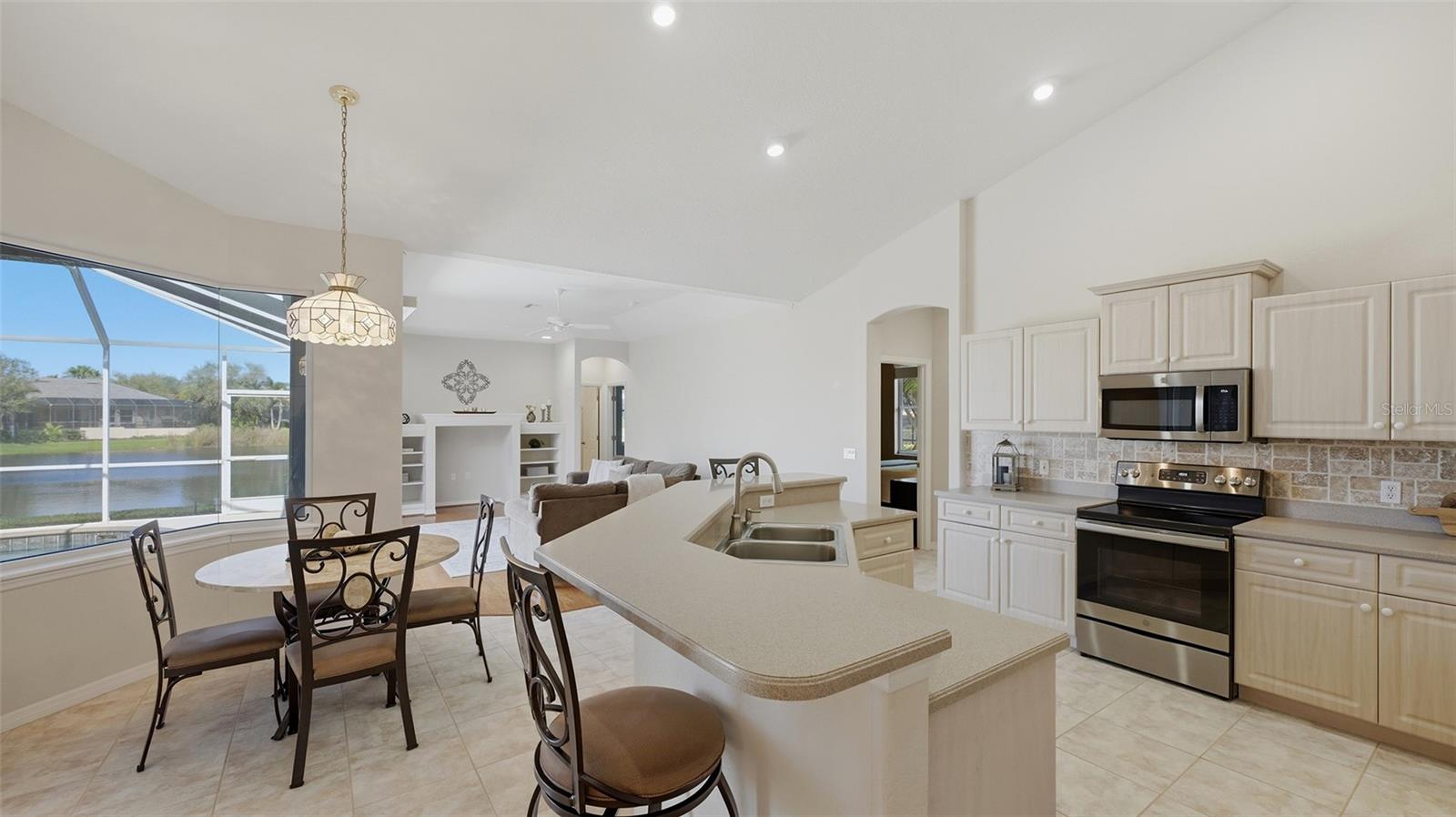 Image 12 of 62 For 2928 Seasons Boulevard