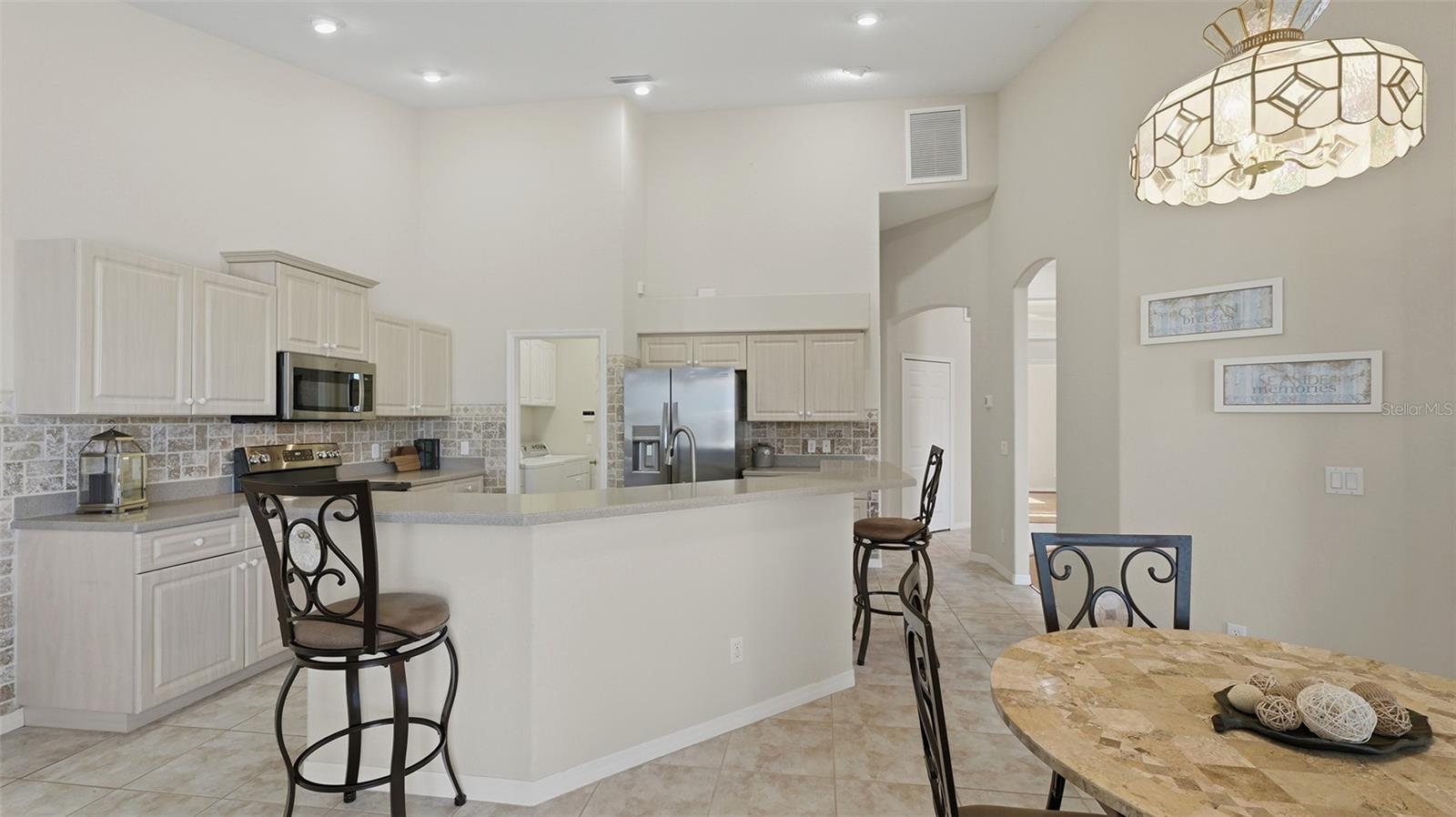 Image 17 of 62 For 2928 Seasons Boulevard