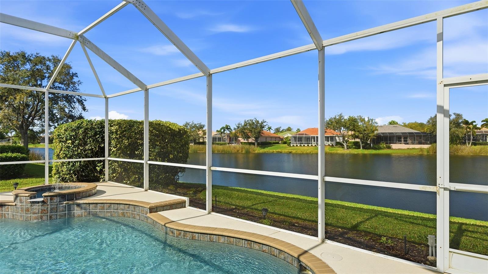 Image 37 of 62 For 2928 Seasons Boulevard