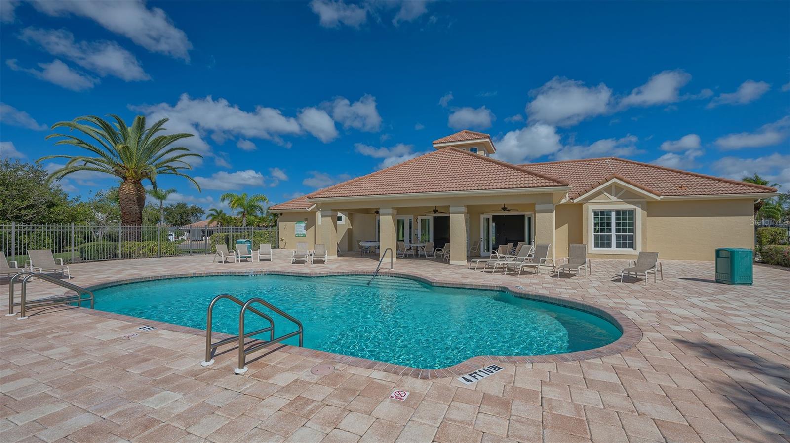 Image 54 of 62 For 2928 Seasons Boulevard