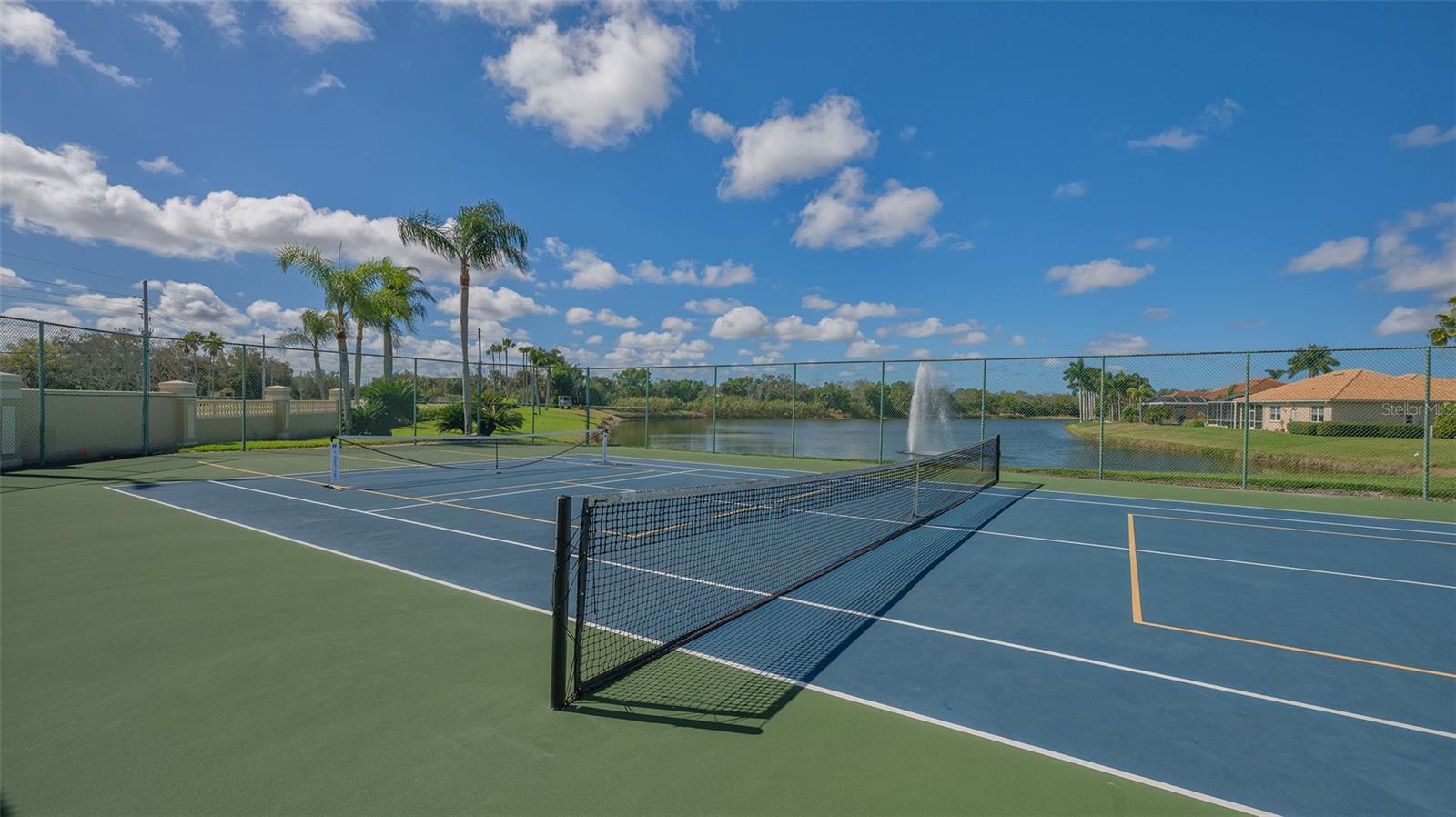 Image 59 of 62 For 2928 Seasons Boulevard