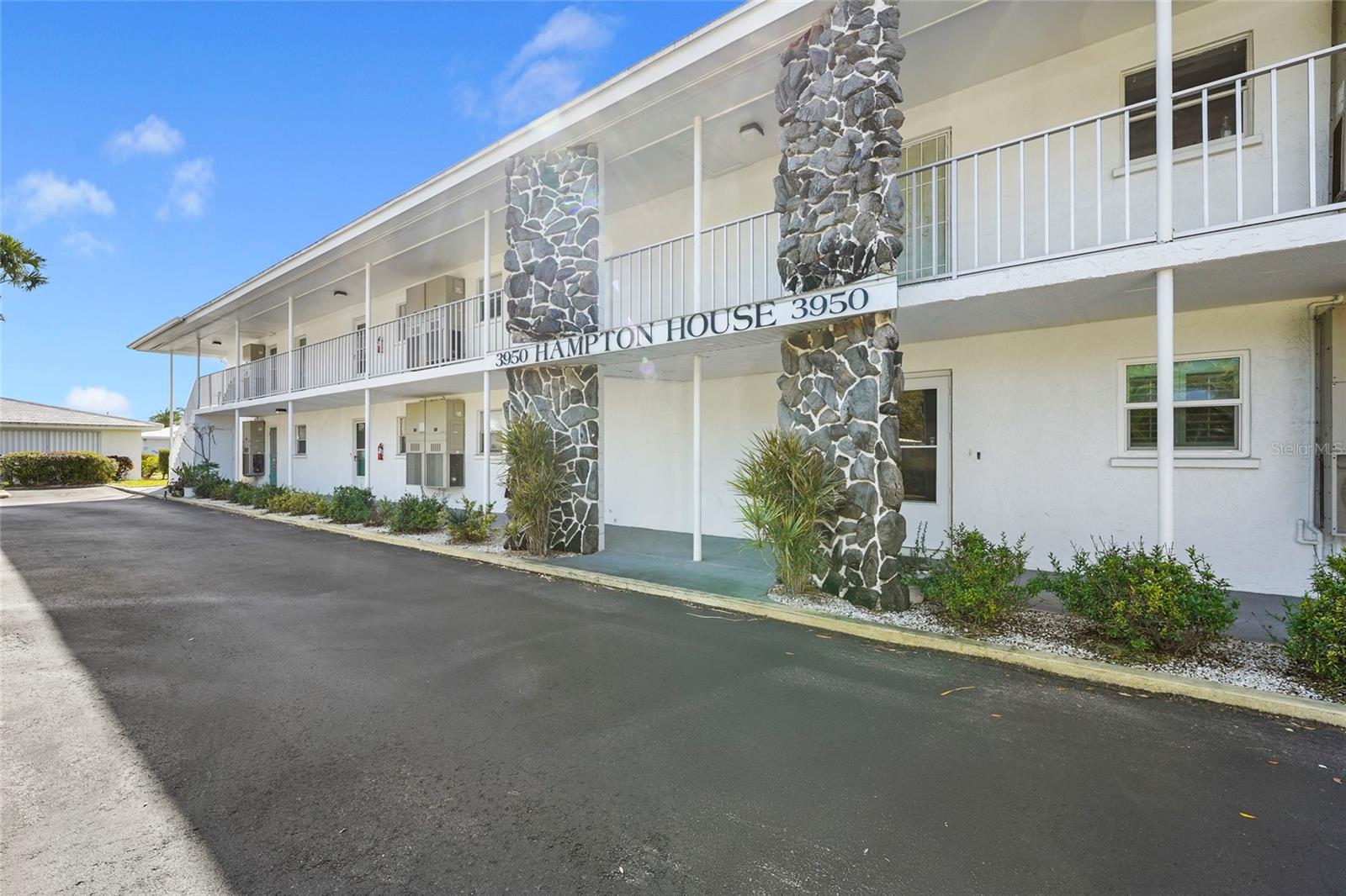 Details for 3950 Roxane Boulevard 2b, SARASOTA, FL 34235