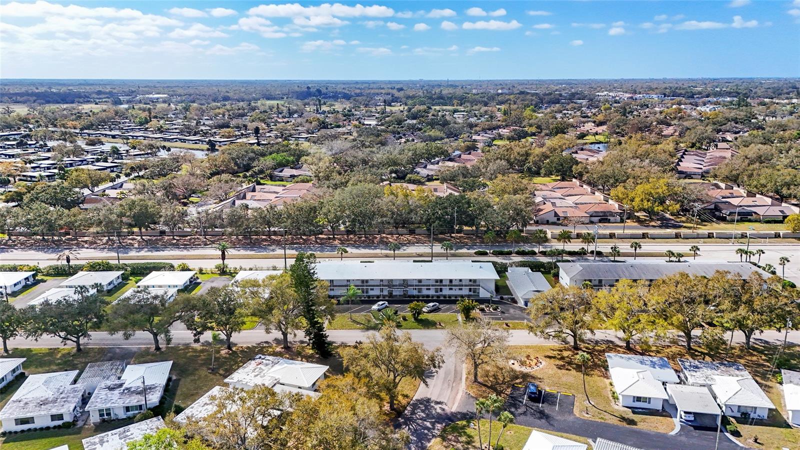 Image 24 of 40 For 3950 Roxane Boulevard 2b