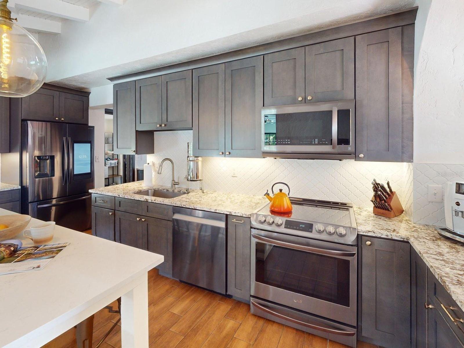 Image 14 of 100 For 6251 10th Avenue S