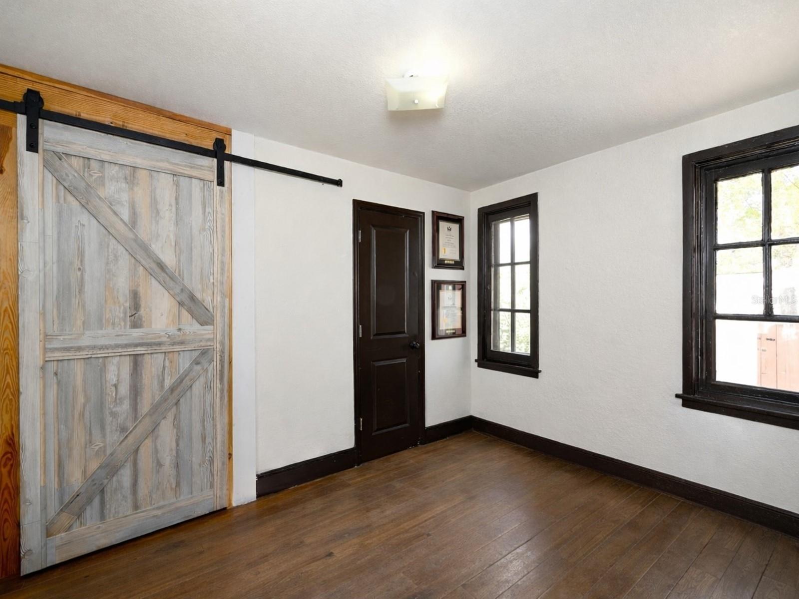 Image 29 of 100 For 6251 10th Avenue S