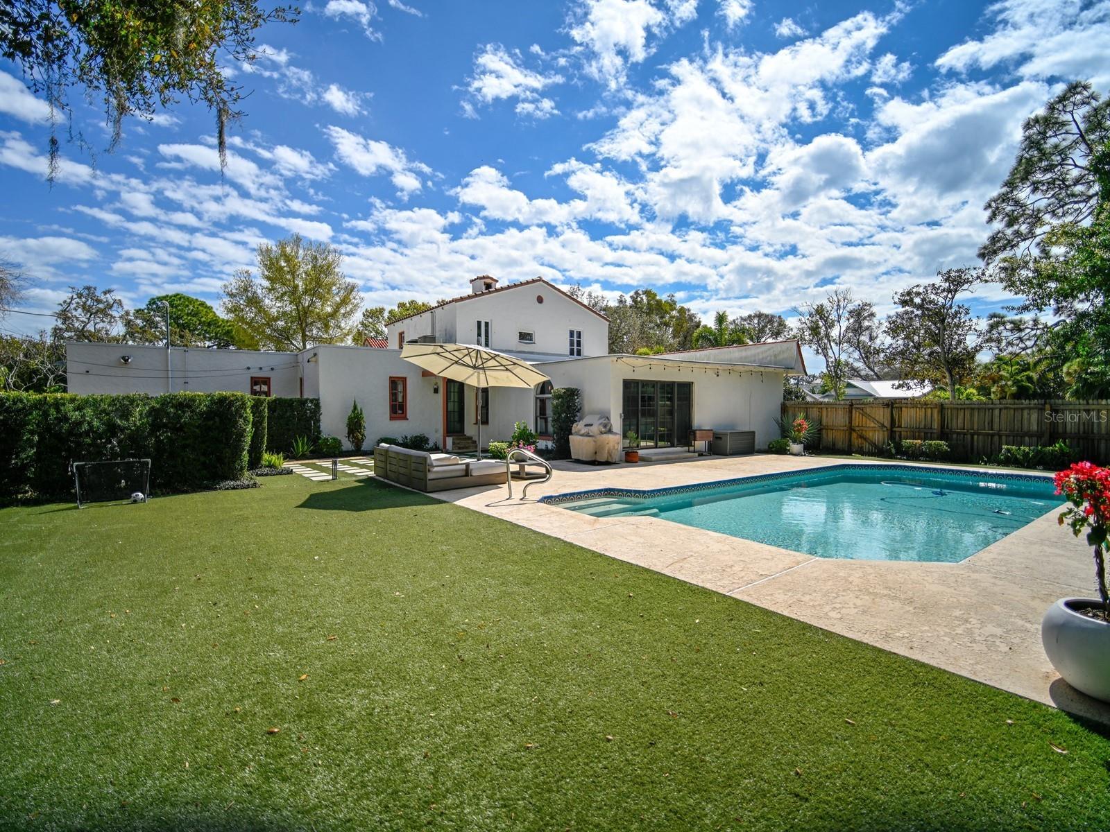 Image 35 of 100 For 6251 10th Avenue S