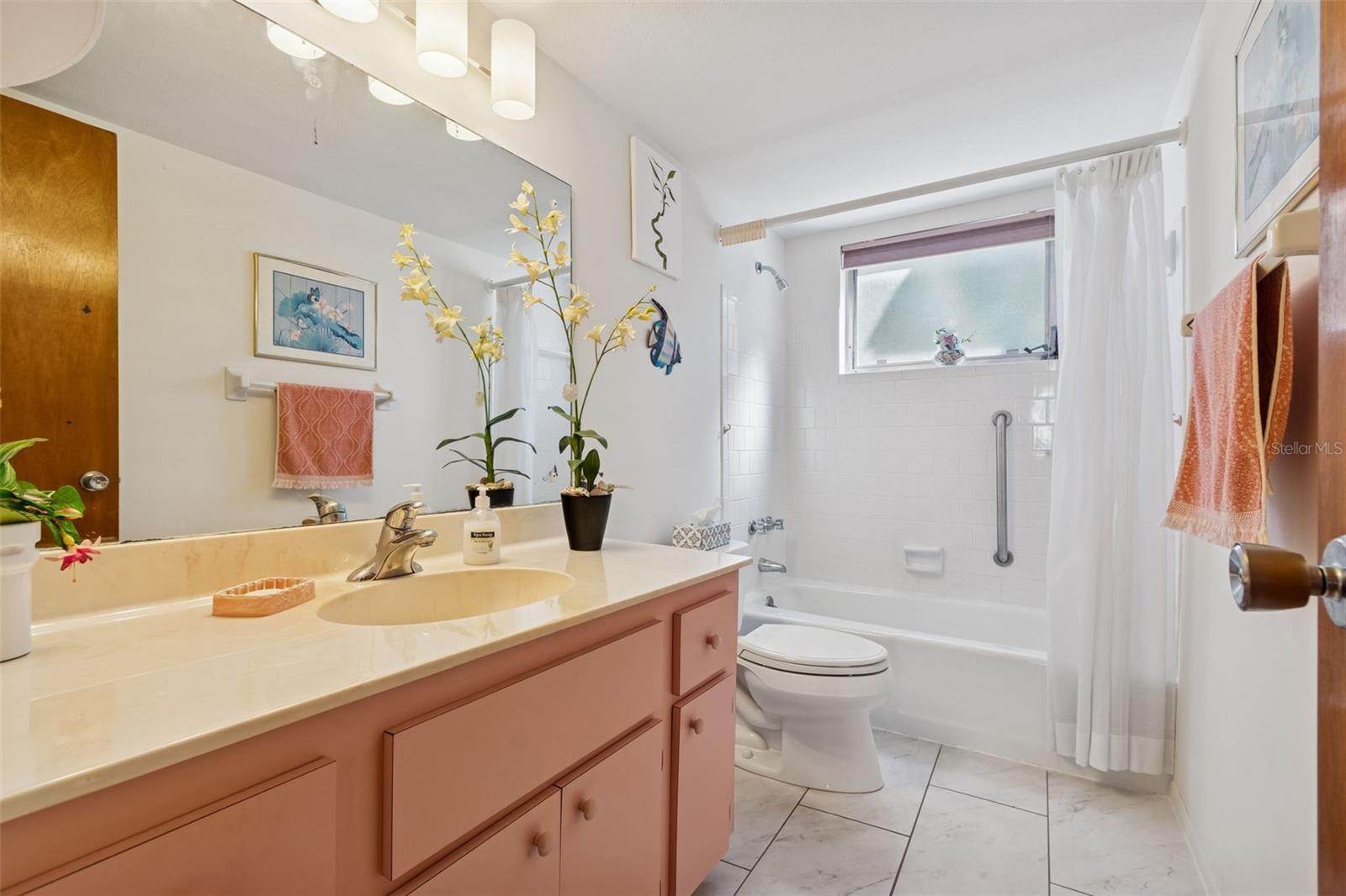 Image 24 of 40 For 1858 Sunny Drive F21