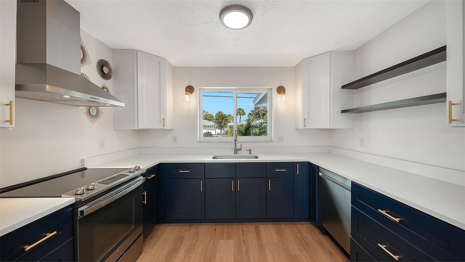 Image 15 of 45 For 447 Shore Drive