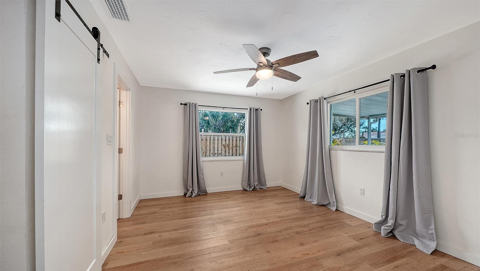 Image 18 of 45 For 447 Shore Drive