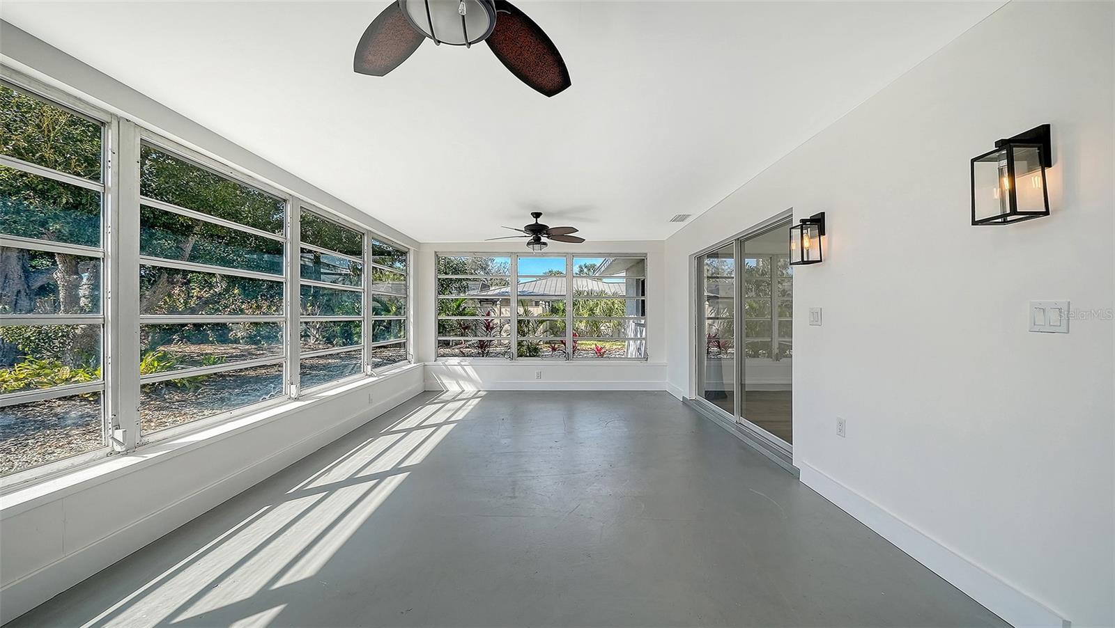 Image 32 of 45 For 447 Shore Drive